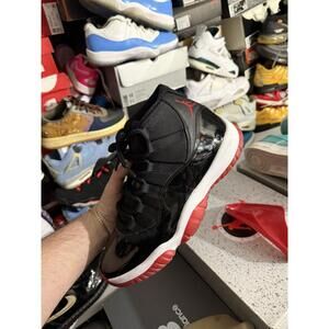 Jordan retro 11 high bred sz 10.5
